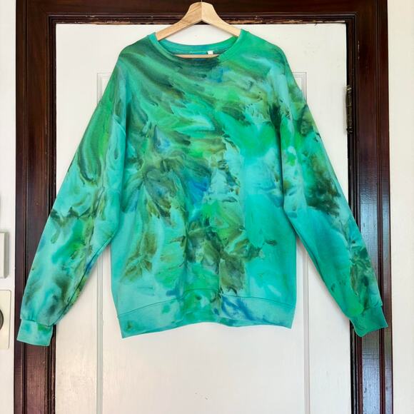 Chloe Cox Upcycled / Handmade Green Tie Dye Crewneck Sweatshirt- One Size, NWT - Picture 1 of 5